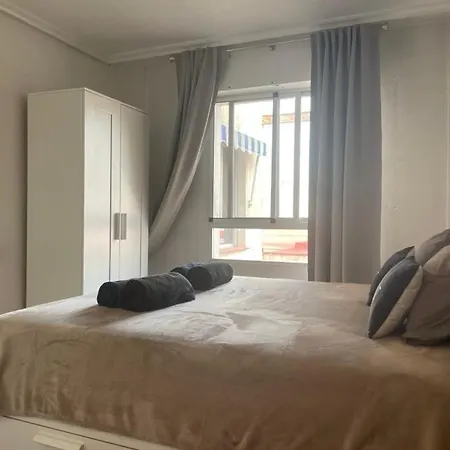 Appartement Piso Grande Amplio Grandes Grupos 4 2 Banos,asc 4ac Y Wifi Alicante